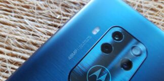 Motorola One Zoom